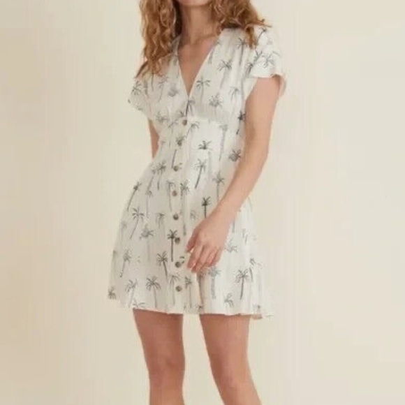 Marine Layer Camila - Picture 3 of 13